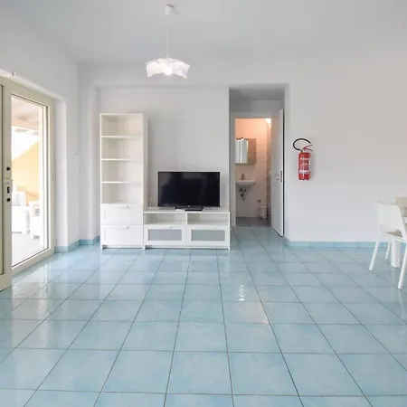 Semesterbostad Caladune Casa 3 *
