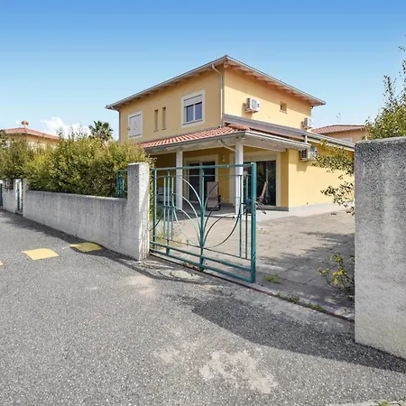 Caladune Casa 3 *